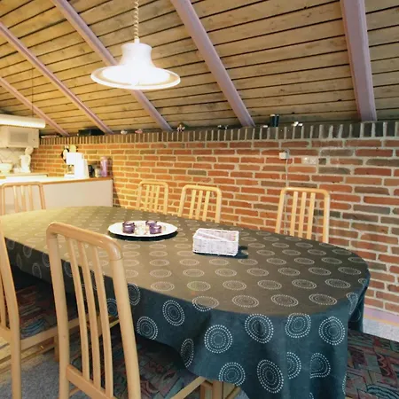 3 Bedroom Beautiful In 펜션